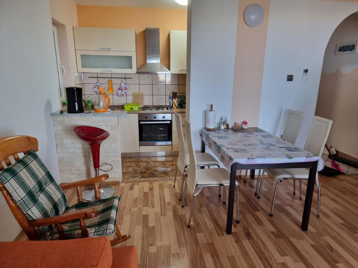 Apartments Katarina Šmrika Eksteriør bilde