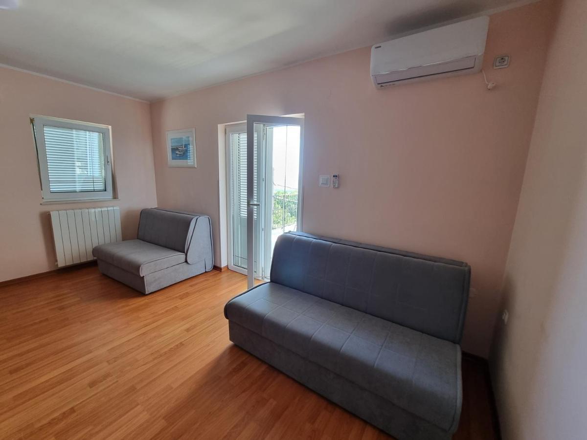 Apartments Katarina Šmrika Eksteriør bilde